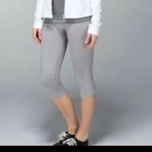 Light grey Lululemon In the Flow